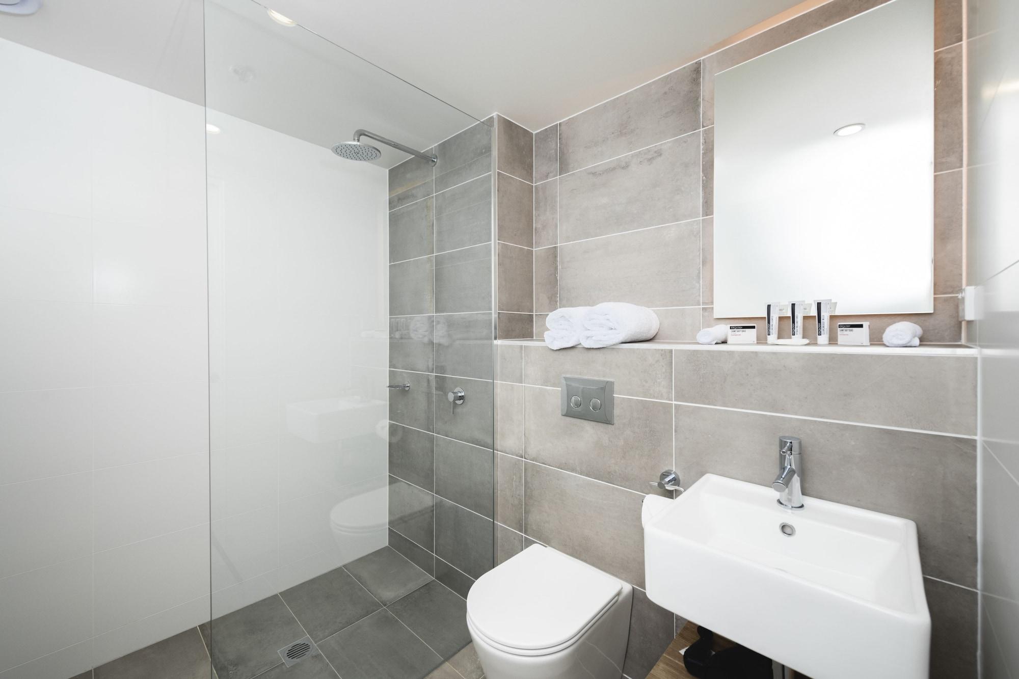 Abode Kingston Hotel Канбера Екстериор снимка
