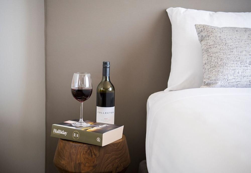 Abode Kingston Hotel Канбера Екстериор снимка