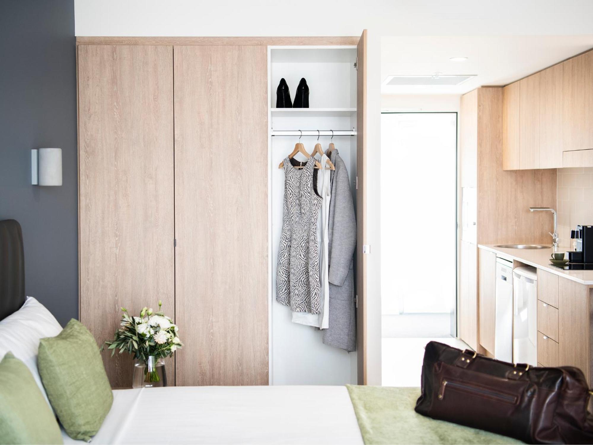 Abode Kingston Hotel Канбера Екстериор снимка