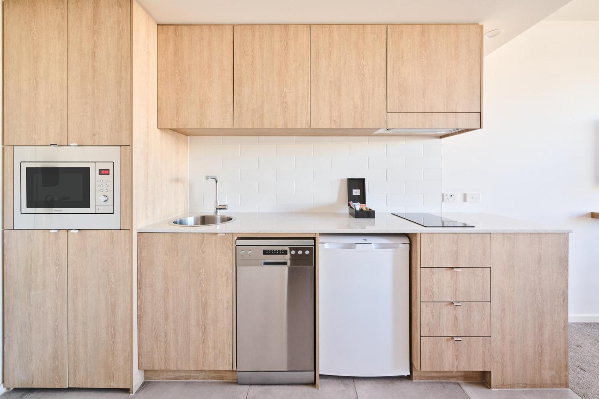Abode Kingston Hotel Канбера Екстериор снимка